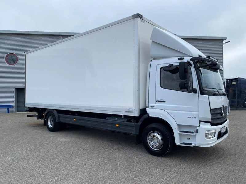 Mercedes-Benz ATEGO 1624 / AUTOMATIC / CLOSED BOX / SIDE DOORS / AIRCO / LWDS / FCW / EURO-6 / 2016 - Umpikori kuorma-auto: kuva Mercedes-Benz ATEGO 1624 / AUTOMATIC / CLOSED BOX / SIDE DOORS / AIRCO / LWDS / FCW / EURO-6 / 2016 - Umpikori kuorma-auto Mercedes-Benz ATEGO 1624 / AUTOMATIC / CLOSED BOX / SIDE DOORS / AIRCO / LWDS / FCW / EURO-6 / 2016 - Umpikori kuorma-auto: kuva Mercedes-Benz ATEGO 1624 / AUTOMATIC / CLOSED BOX / SIDE DOORS / AIRCO / LWDS / FCW / EURO-6 / 2016 - Umpikori kuorma-auto