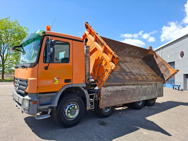 Mercedes-Benz Actros 4141 / 3SIDE MEILLER TIPPER / FULL-STEEL / DRUM BRAKES / ONLY:535937 KM / 2XSTEERING AXLE / AIRCO / AUTOMATIC / EURO-3 / - Kippiauto kuorma-auto: kuva Mercedes-Benz Actros 4141 / 3SIDE MEILLER TIPPER / FULL-STEEL / DRUM BRAKES / ONLY:535937 KM / 2XSTEERING AXLE / AIRCO / AUTOMATIC / EURO-3 / - Kippiauto kuorma-auto Mercedes-Benz Actros 4141 / 3SIDE MEILLER TIPPER / FULL-STEEL / DRUM BRAKES / ONLY:535937 KM / 2XSTEERING AXLE / AIRCO / AUTOMATIC / EURO-3 / - Kippiauto kuorma-auto: kuva Mercedes-Benz Actros 4141 / 3SIDE MEILLER TIPPER / FULL-STEEL / DRUM BRAKES / ONLY:535937 KM / 2XSTEERING AXLE / AIRCO / AUTOMATIC / EURO-3 / - Kippiauto kuorma-auto