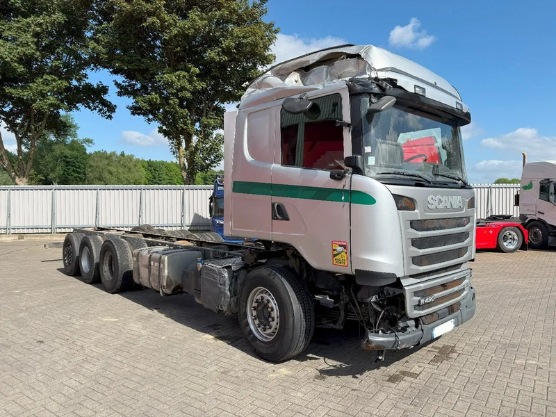 Scania R490 / 8X4 / ENGINE RUNNING / RETARDER / 9 TON FRONT AXLE / LIFT+LENKACHSE / AUTOMATIC / EURO-6 / 2017 - Kuorma-auto alusta: kuva Scania R490 / 8X4 / ENGINE RUNNING / RETARDER / 9 TON FRONT AXLE / LIFT+LENKACHSE / AUTOMATIC / EURO-6 / 2017 - Kuorma-auto alusta Scania R490 / 8X4 / ENGINE RUNNING / RETARDER / 9 TON FRONT AXLE / LIFT+LENKACHSE / AUTOMATIC / EURO-6 / 2017 - Kuorma-auto alusta: kuva Scania R490 / 8X4 / ENGINE RUNNING / RETARDER / 9 TON FRONT AXLE / LIFT+LENKACHSE / AUTOMATIC / EURO-6 / 2017 - Kuorma-auto alusta