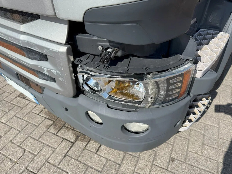 Scania R490 / 8X4 / ENGINE RUNNING / RETARDER / 9 TON FRONT AXLE / LIFT+LENKACHSE / AUTOMATIC / EURO-6 / 2017 - Kuorma-auto alusta: kuva Scania R490 / 8X4 / ENGINE RUNNING / RETARDER / 9 TON FRONT AXLE / LIFT+LENKACHSE / AUTOMATIC / EURO-6 / 2017 - Kuorma-auto alusta Scania R490 / 8X4 / ENGINE RUNNING / RETARDER / 9 TON FRONT AXLE / LIFT+LENKACHSE / AUTOMATIC / EURO-6 / 2017 - Kuorma-auto alusta: kuva Scania R490 / 8X4 / ENGINE RUNNING / RETARDER / 9 TON FRONT AXLE / LIFT+LENKACHSE / AUTOMATIC / EURO-6 / 2017 - Kuorma-auto alusta