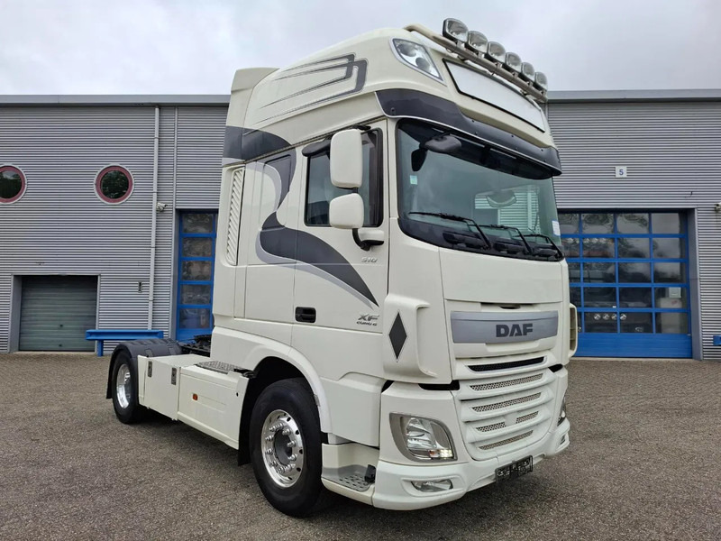 DAF XF106-460 / DEB / TUV:20-01-2026 / 753438 KM / FRIDGE / ACC / LWDS / SMART TACHO / ALCOA / AUTOMATIC / EURO-6 / 2017 - Vetopöytäauto: kuva DAF XF106-460 / DEB / TUV:20-01-2026 / 753438 KM / FRIDGE / ACC / LWDS / SMART TACHO / ALCOA / AUTOMATIC / EURO-6 / 2017 - Vetopöytäauto DAF XF106-460 / DEB / TUV:20-01-2026 / 753438 KM / FRIDGE / ACC / LWDS / SMART TACHO / ALCOA / AUTOMATIC / EURO-6 / 2017 - Vetopöytäauto: kuva DAF XF106-460 / DEB / TUV:20-01-2026 / 753438 KM / FRIDGE / ACC / LWDS / SMART TACHO / ALCOA / AUTOMATIC / EURO-6 / 2017 - Vetopöytäauto