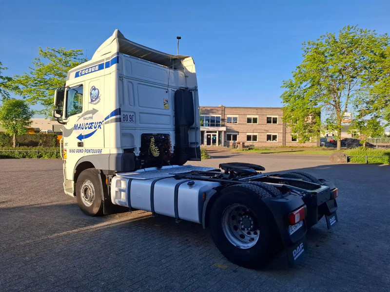 DAF XF106-460 / INTARDER / DEB / MANUAL / AIRCO / CLEAN TRUCK / EURO-6 / 2014 - Vetopöytäauto: kuva DAF XF106-460 / INTARDER / DEB / MANUAL / AIRCO / CLEAN TRUCK / EURO-6 / 2014 - Vetopöytäauto DAF XF106-460 / INTARDER / DEB / MANUAL / AIRCO / CLEAN TRUCK / EURO-6 / 2014 - Vetopöytäauto: kuva DAF XF106-460 / INTARDER / DEB / MANUAL / AIRCO / CLEAN TRUCK / EURO-6 / 2014 - Vetopöytäauto