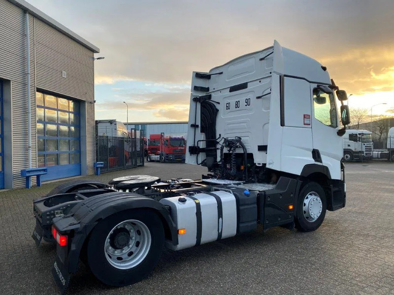 Renault T480 COMFORT / DOUBLE TANK / LWDS / AIRCO / 2XBED / AUTOMATIC / EURO-6 / 2016 - Vetopöytäauto: kuva Renault T480 COMFORT / DOUBLE TANK / LWDS / AIRCO / 2XBED / AUTOMATIC / EURO-6 / 2016 - Vetopöytäauto Renault T480 COMFORT / DOUBLE TANK / LWDS / AIRCO / 2XBED / AUTOMATIC / EURO-6 / 2016 - Vetopöytäauto: kuva Renault T480 COMFORT / DOUBLE TANK / LWDS / AIRCO / 2XBED / AUTOMATIC / EURO-6 / 2016 - Vetopöytäauto