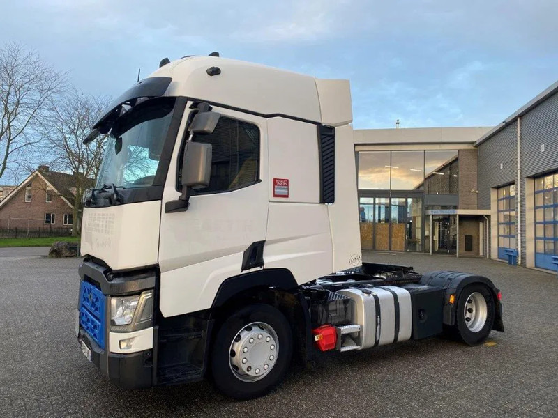 Renault T480 COMFORT / DOUBLE TANK / LWDS / AIRCO / 2XBED / AUTOMATIC / EURO-6 / 2016 - Vetopöytäauto: kuva Renault T480 COMFORT / DOUBLE TANK / LWDS / AIRCO / 2XBED / AUTOMATIC / EURO-6 / 2016 - Vetopöytäauto Renault T480 COMFORT / DOUBLE TANK / LWDS / AIRCO / 2XBED / AUTOMATIC / EURO-6 / 2016 - Vetopöytäauto: kuva Renault T480 COMFORT / DOUBLE TANK / LWDS / AIRCO / 2XBED / AUTOMATIC / EURO-6 / 2016 - Vetopöytäauto