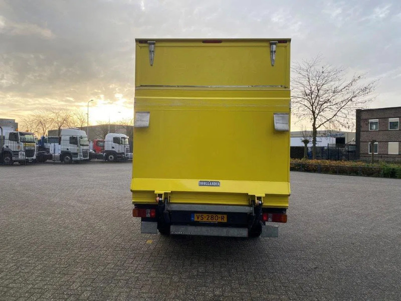 Volkswagen Crafter / NL VAN / PLATFORM / DOUBLE AIR REAR / TEMPOMAAT / AIRCO / ONLY:228596 KM / MANUAL / EURO- / 2015 - Pakettiauto: kuva Volkswagen Crafter / NL VAN / PLATFORM / DOUBLE AIR REAR / TEMPOMAAT / AIRCO / ONLY:228596 KM / MANUAL / EURO- / 2015 - Pakettiauto Volkswagen Crafter / NL VAN / PLATFORM / DOUBLE AIR REAR / TEMPOMAAT / AIRCO / ONLY:228596 KM / MANUAL / EURO- / 2015 - Pakettiauto: kuva Volkswagen Crafter / NL VAN / PLATFORM / DOUBLE AIR REAR / TEMPOMAAT / AIRCO / ONLY:228596 KM / MANUAL / EURO- / 2015 - Pakettiauto