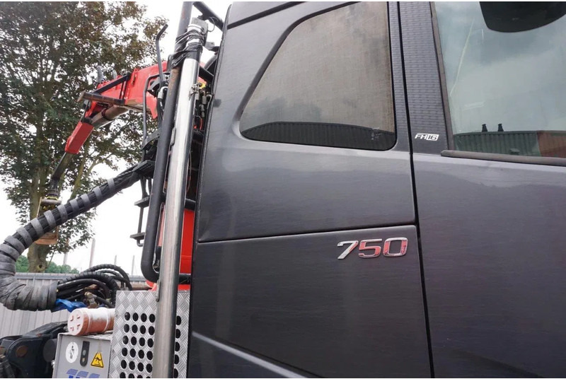 Puuauto, Nosturiauto Volvo FH16-750 / ENGINE RUNNING / 6x4 / RETARDER / BIG AXLE / VEB+ / PALFINGER FD250 / EURO-6 / 2016: kuva Puuauto, Nosturiauto Volvo FH16-750 / ENGINE RUNNING / 6x4 / RETARDER / BIG AXLE / VEB+ / PALFINGER FD250 / EURO-6 / 2016 Puuauto, Nosturiauto Volvo FH16-750 / ENGINE RUNNING / 6x4 / RETARDER / BIG AXLE / VEB+ / PALFINGER FD250 / EURO-6 / 2016: kuva Puuauto, Nosturiauto Volvo FH16-750 / ENGINE RUNNING / 6x4 / RETARDER / BIG AXLE / VEB+ / PALFINGER FD250 / EURO-6 / 2016