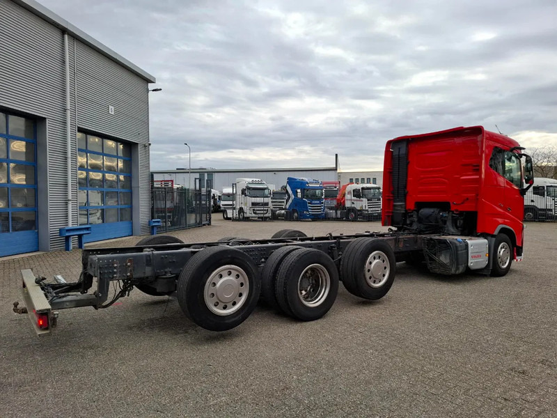 Volvo FH16-750 / VEB+ / ONLY:349761 KM / 9TON FRONT AXLE / INLINER / TECHNICAL 60TON / FULL-AIR / AUTOMATIC / EURO-6 / 2016 - Kuorma-auto alusta: kuva Volvo FH16-750 / VEB+ / ONLY:349761 KM / 9TON FRONT AXLE / INLINER / TECHNICAL 60TON / FULL-AIR / AUTOMATIC / EURO-6 / 2016 - Kuorma-auto alusta Volvo FH16-750 / VEB+ / ONLY:349761 KM / 9TON FRONT AXLE / INLINER / TECHNICAL 60TON / FULL-AIR / AUTOMATIC / EURO-6 / 2016 - Kuorma-auto alusta: kuva Volvo FH16-750 / VEB+ / ONLY:349761 KM / 9TON FRONT AXLE / INLINER / TECHNICAL 60TON / FULL-AIR / AUTOMATIC / EURO-6 / 2016 - Kuorma-auto alusta