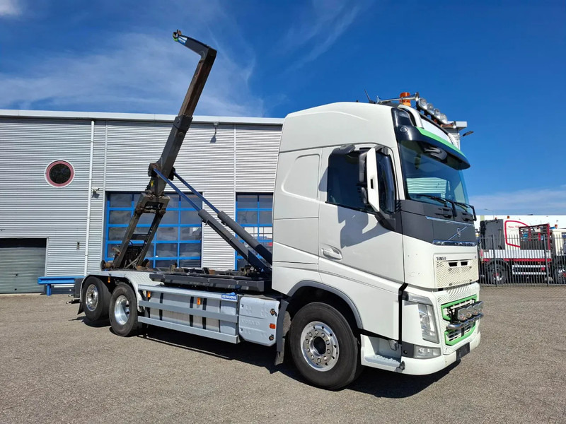 Volvo FH4-500 / VEB+ / HOOK 22 TON / LIFT+LENKACHSE / TUV:02-02-2026 / FULL-AIR / LWDS / NAVI / ALCOA / AUTOMATIC / EURO-6 / 2017 - Koukkulava kuorma-auto: kuva Volvo FH4-500 / VEB+ / HOOK 22 TON / LIFT+LENKACHSE / TUV:02-02-2026 / FULL-AIR / LWDS / NAVI / ALCOA / AUTOMATIC / EURO-6 / 2017 - Koukkulava kuorma-auto Volvo FH4-500 / VEB+ / HOOK 22 TON / LIFT+LENKACHSE / TUV:02-02-2026 / FULL-AIR / LWDS / NAVI / ALCOA / AUTOMATIC / EURO-6 / 2017 - Koukkulava kuorma-auto: kuva Volvo FH4-500 / VEB+ / HOOK 22 TON / LIFT+LENKACHSE / TUV:02-02-2026 / FULL-AIR / LWDS / NAVI / ALCOA / AUTOMATIC / EURO-6 / 2017 - Koukkulava kuorma-auto