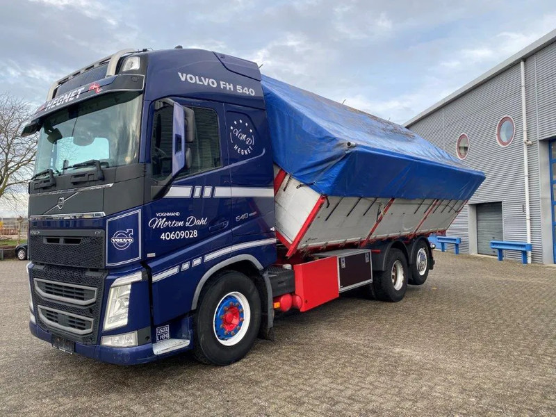 Volvo FH4-540 / VEB+ / ACC / LWDS / 3SIDE TIPPER / DYNAMIC STEERING / LEATHER / FULL-AIR / AUTOMATIC / EURO-6 / 2017 - Kippiauto kuorma-auto: kuva Volvo FH4-540 / VEB+ / ACC / LWDS / 3SIDE TIPPER / DYNAMIC STEERING / LEATHER / FULL-AIR / AUTOMATIC / EURO-6 / 2017 - Kippiauto kuorma-auto Volvo FH4-540 / VEB+ / ACC / LWDS / 3SIDE TIPPER / DYNAMIC STEERING / LEATHER / FULL-AIR / AUTOMATIC / EURO-6 / 2017 - Kippiauto kuorma-auto: kuva Volvo FH4-540 / VEB+ / ACC / LWDS / 3SIDE TIPPER / DYNAMIC STEERING / LEATHER / FULL-AIR / AUTOMATIC / EURO-6 / 2017 - Kippiauto kuorma-auto