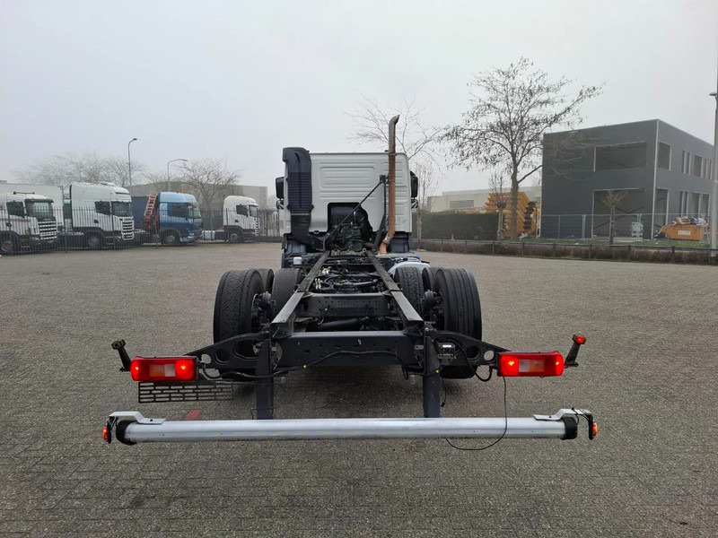 Volvo FM4-420 / VEB+ / LWDS / LIFT+LENKACHSE / ONLY:336223 KM / INLINER / AUTOMATIC / EURO-6 / 2018 - Kuorma-auto alusta: kuva Volvo FM4-420 / VEB+ / LWDS / LIFT+LENKACHSE / ONLY:336223 KM / INLINER / AUTOMATIC / EURO-6 / 2018 - Kuorma-auto alusta Volvo FM4-420 / VEB+ / LWDS / LIFT+LENKACHSE / ONLY:336223 KM / INLINER / AUTOMATIC / EURO-6 / 2018 - Kuorma-auto alusta: kuva Volvo FM4-420 / VEB+ / LWDS / LIFT+LENKACHSE / ONLY:336223 KM / INLINER / AUTOMATIC / EURO-6 / 2018 - Kuorma-auto alusta