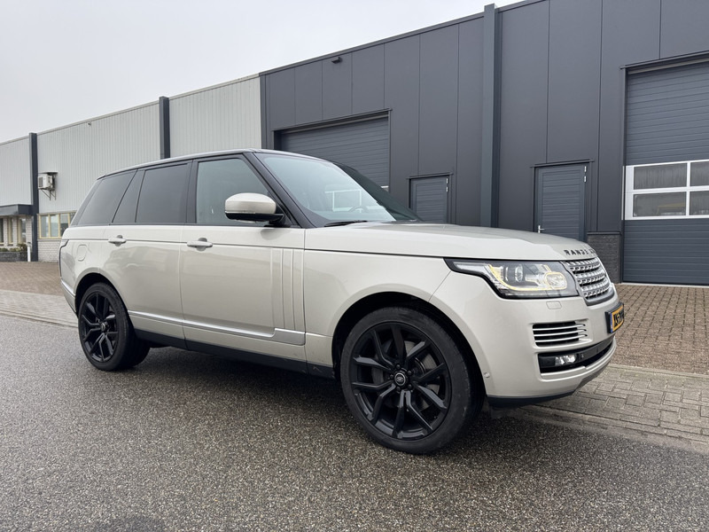 Land Rover Range Rover 4.4 SDV8, Autobio,Std-Heiz,Massage,Soft-Close, Full - Henkilöauto: kuva Land Rover Range Rover 4.4 SDV8, Autobio,Std-Heiz,Massage,Soft-Close, Full - Henkilöauto Land Rover Range Rover 4.4 SDV8, Autobio,Std-Heiz,Massage,Soft-Close, Full - Henkilöauto: kuva Land Rover Range Rover 4.4 SDV8, Autobio,Std-Heiz,Massage,Soft-Close, Full - Henkilöauto