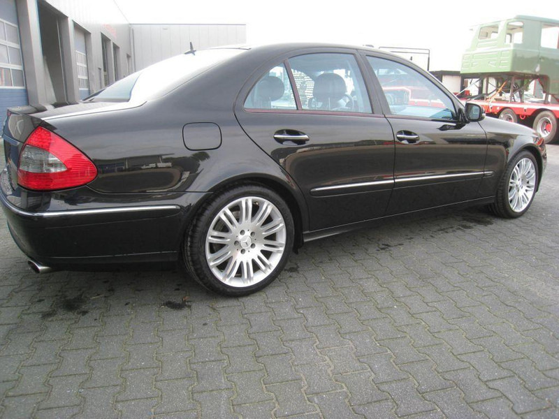 Mercedes-Benz E-Klasse 280 CDI, Sport - Sedan: kuva Mercedes-Benz E-Klasse 280 CDI, Sport - Sedan Mercedes-Benz E-Klasse 280 CDI, Sport - Sedan: kuva Mercedes-Benz E-Klasse 280 CDI, Sport - Sedan