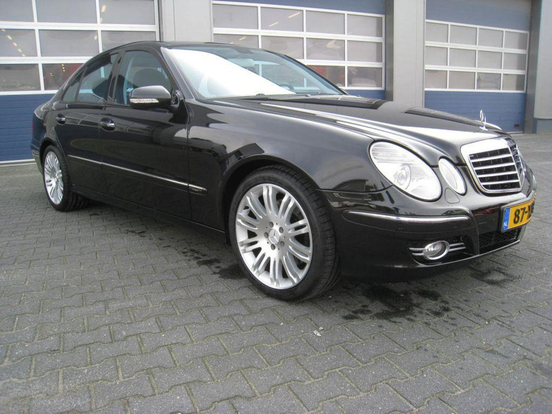 Mercedes-Benz E-Klasse 280 CDI, Sport - Sedan: kuva Mercedes-Benz E-Klasse 280 CDI, Sport - Sedan Mercedes-Benz E-Klasse 280 CDI, Sport - Sedan: kuva Mercedes-Benz E-Klasse 280 CDI, Sport - Sedan