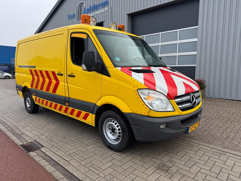 Mercedes-Benz Sprinter 316, Like new, BF3 Begleit- Escort- Convoi execptionnel, L2/H1 - Pakettiauto: kuva Mercedes-Benz Sprinter 316, Like new, BF3 Begleit- Escort- Convoi execptionnel, L2/H1 - Pakettiauto Mercedes-Benz Sprinter 316, Like new, BF3 Begleit- Escort- Convoi execptionnel, L2/H1 - Pakettiauto: kuva Mercedes-Benz Sprinter 316, Like new, BF3 Begleit- Escort- Convoi execptionnel, L2/H1 - Pakettiauto