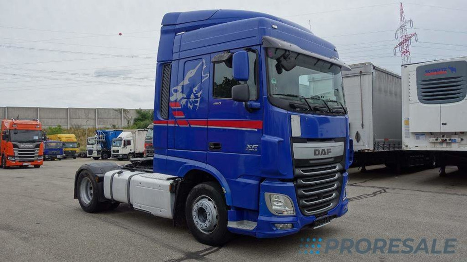 DAF XF 460 FT SC EURO 6 - Vetopöytäauto: kuva DAF XF 460 FT SC EURO 6 - Vetopöytäauto DAF XF 460 FT SC EURO 6 - Vetopöytäauto: kuva DAF XF 460 FT SC EURO 6 - Vetopöytäauto