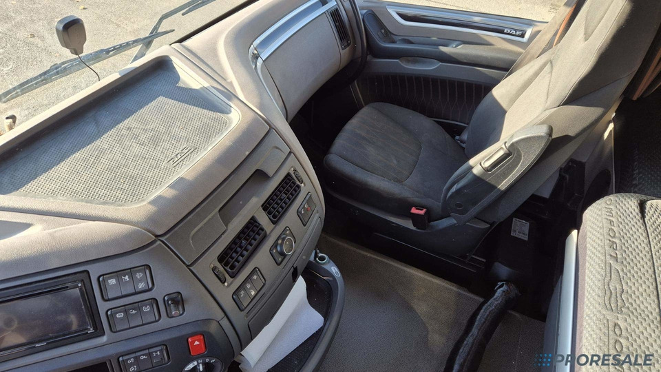 DAF XF 480 FT LOW DECK SSC EURO 6 - Vetopöytäauto: kuva DAF XF 480 FT LOW DECK SSC EURO 6 - Vetopöytäauto DAF XF 480 FT LOW DECK SSC EURO 6 - Vetopöytäauto: kuva DAF XF 480 FT LOW DECK SSC EURO 6 - Vetopöytäauto