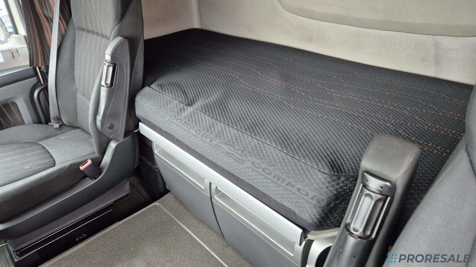 DAF XF 480 FT LOW DECK SSC EURO 6 - Vetopöytäauto: kuva DAF XF 480 FT LOW DECK SSC EURO 6 - Vetopöytäauto DAF XF 480 FT LOW DECK SSC EURO 6 - Vetopöytäauto: kuva DAF XF 480 FT LOW DECK SSC EURO 6 - Vetopöytäauto