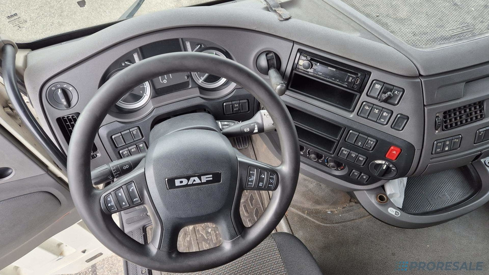 DAF XF 510 FT SC EURO 6 - Vetopöytäauto: kuva DAF XF 510 FT SC EURO 6 - Vetopöytäauto DAF XF 510 FT SC EURO 6 - Vetopöytäauto: kuva DAF XF 510 FT SC EURO 6 - Vetopöytäauto