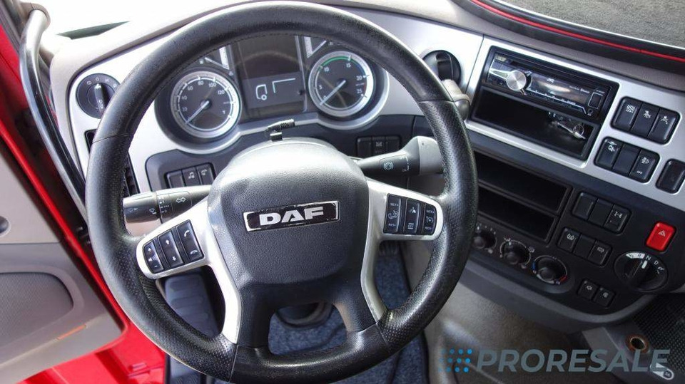 DAF XF 510 FT SSC EURO 6 - Vetopöytäauto: kuva DAF XF 510 FT SSC EURO 6 - Vetopöytäauto DAF XF 510 FT SSC EURO 6 - Vetopöytäauto: kuva DAF XF 510 FT SSC EURO 6 - Vetopöytäauto