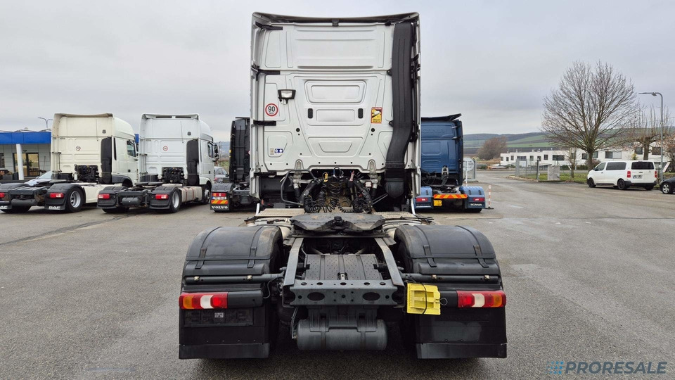 MERCEDES-BENZ ACTROS 1845 LS GIGA EURO 6 - Vetopöytäauto: kuva MERCEDES-BENZ ACTROS 1845 LS GIGA EURO 6 - Vetopöytäauto MERCEDES-BENZ ACTROS 1845 LS GIGA EURO 6 - Vetopöytäauto: kuva MERCEDES-BENZ ACTROS 1845 LS GIGA EURO 6 - Vetopöytäauto