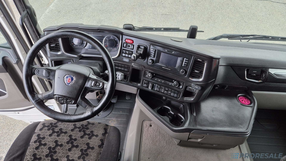 SCANIA R450 N323 NGS TOP LINE EURO 6 - Vetopöytäauto: kuva SCANIA R450 N323 NGS TOP LINE EURO 6 - Vetopöytäauto SCANIA R450 N323 NGS TOP LINE EURO 6 - Vetopöytäauto: kuva SCANIA R450 N323 NGS TOP LINE EURO 6 - Vetopöytäauto
