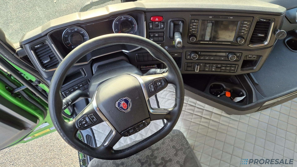 SCANIA R450 N323 NGS TOP LINE EURO 6 - Vetopöytäauto: kuva  SCANIA R450 N323 NGS TOP LINE EURO 6 - Vetopöytäauto SCANIA R450 N323 NGS TOP LINE EURO 6 - Vetopöytäauto: kuva  SCANIA R450 N323 NGS TOP LINE EURO 6 - Vetopöytäauto