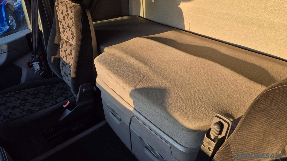 SCANIA R450 N323 NGS TOP LINE EURO 6 - Vetopöytäauto: kuva SCANIA R450 N323 NGS TOP LINE EURO 6 - Vetopöytäauto SCANIA R450 N323 NGS TOP LINE EURO 6 - Vetopöytäauto: kuva SCANIA R450 N323 NGS TOP LINE EURO 6 - Vetopöytäauto