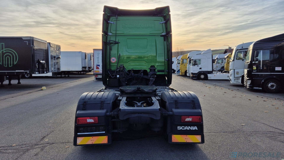 SCANIA R450 N323 NGS TOP LINE EURO 6 - Vetopöytäauto: kuva  SCANIA R450 N323 NGS TOP LINE EURO 6 - Vetopöytäauto SCANIA R450 N323 NGS TOP LINE EURO 6 - Vetopöytäauto: kuva  SCANIA R450 N323 NGS TOP LINE EURO 6 - Vetopöytäauto