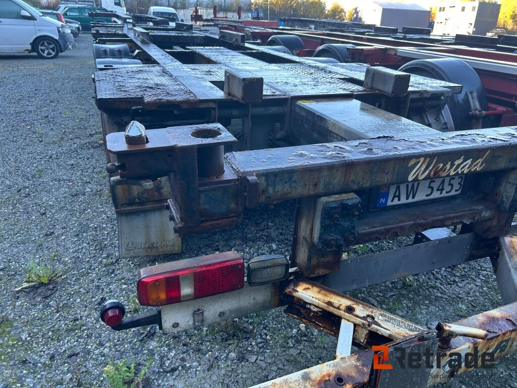 2010 Container henger KRONE SDC 27 - Konttialus/ Vaihtokuormatilat puoliperävaunu: kuva 2010 Container henger KRONE SDC 27 - Konttialus/ Vaihtokuormatilat puoliperävaunu 2010 Container henger KRONE SDC 27 - Konttialus/ Vaihtokuormatilat puoliperävaunu: kuva 2010 Container henger KRONE SDC 27 - Konttialus/ Vaihtokuormatilat puoliperävaunu