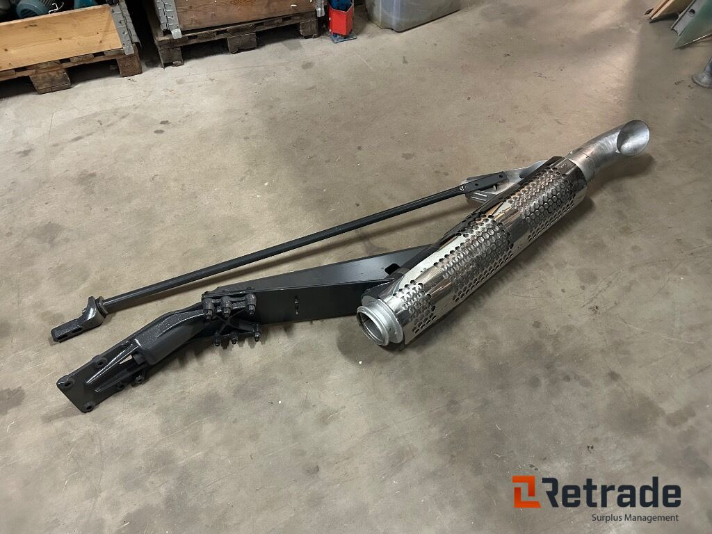 Avgasrör ljuddämpare Scania , nytt - Pakoputki - Kuorma-auto: kuva Avgasrör ljuddämpare Scania , nytt - Pakoputki - Kuorma-auto Avgasrör ljuddämpare Scania , nytt - Pakoputki - Kuorma-auto: kuva Avgasrör ljuddämpare Scania , nytt - Pakoputki - Kuorma-auto