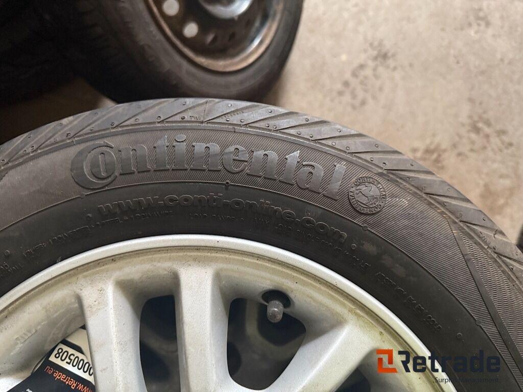 Däck Continental 175/70 R14C 95/93T - Rakennustarvikkeet: kuva Däck Continental 175/70 R14C 95/93T - Rakennustarvikkeet Däck Continental 175/70 R14C 95/93T - Rakennustarvikkeet: kuva Däck Continental 175/70 R14C 95/93T - Rakennustarvikkeet