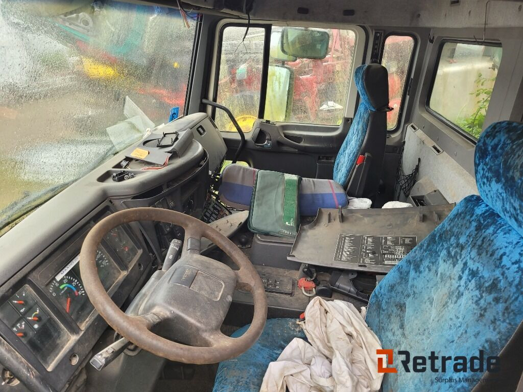 Hytt till Volvo FL6 - 2001 - Ohjaamo - Kuorma-auto: kuva Hytt till Volvo FL6 - 2001 - Ohjaamo - Kuorma-auto Hytt till Volvo FL6 - 2001 - Ohjaamo - Kuorma-auto: kuva Hytt till Volvo FL6 - 2001 - Ohjaamo - Kuorma-auto