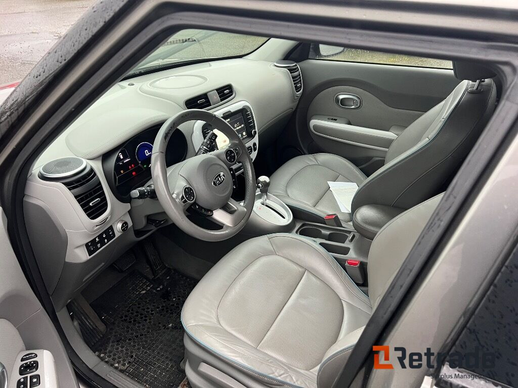 KIA SOUL 2015/ GARANTI MAY 2027 - Henkilöauto: kuva KIA SOUL 2015/ GARANTI MAY 2027 - Henkilöauto KIA SOUL 2015/ GARANTI MAY 2027 - Henkilöauto: kuva KIA SOUL 2015/ GARANTI MAY 2027 - Henkilöauto