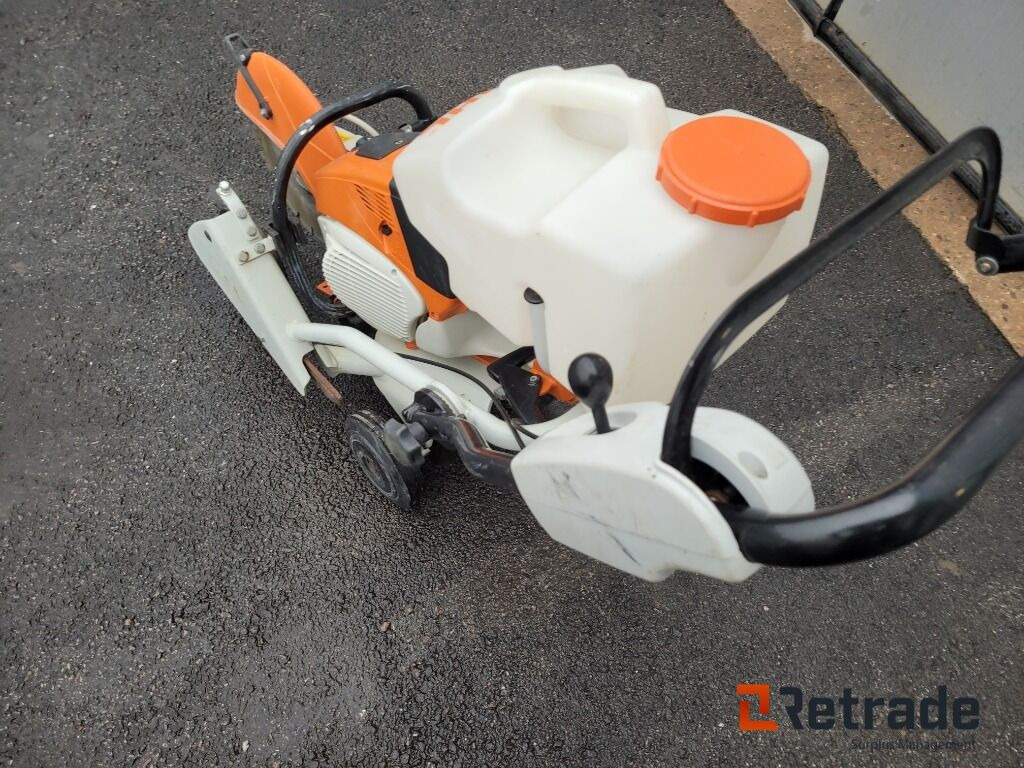 Kapmaskin motorkap med vagn Stihl TS700 - Rakennustarvikkeet: kuva Kapmaskin motorkap med vagn Stihl TS700 - Rakennustarvikkeet Kapmaskin motorkap med vagn Stihl TS700 - Rakennustarvikkeet: kuva Kapmaskin motorkap med vagn Stihl TS700 - Rakennustarvikkeet