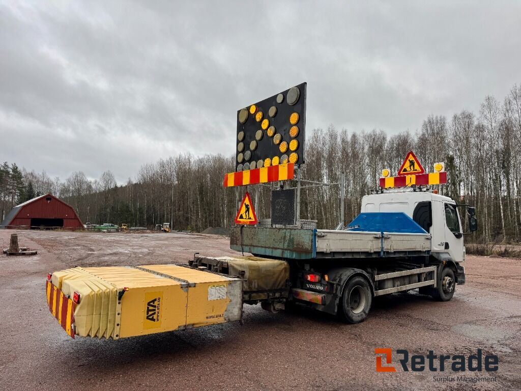 Krokbil Volvo FL 240 TMA utrustad - Lava-kuorma-auto: kuva Krokbil Volvo FL 240 TMA utrustad - Lava-kuorma-auto Krokbil Volvo FL 240 TMA utrustad - Lava-kuorma-auto: kuva Krokbil Volvo FL 240 TMA utrustad - Lava-kuorma-auto