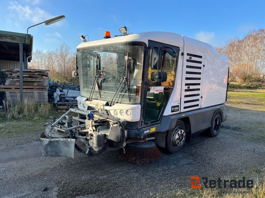 RAVO E6 feje-suge lastbil 3 koste. - Lakaisuauto: kuva RAVO E6 feje-suge lastbil 3 koste. - Lakaisuauto RAVO E6 feje-suge lastbil 3 koste. - Lakaisuauto: kuva RAVO E6 feje-suge lastbil 3 koste. - Lakaisuauto