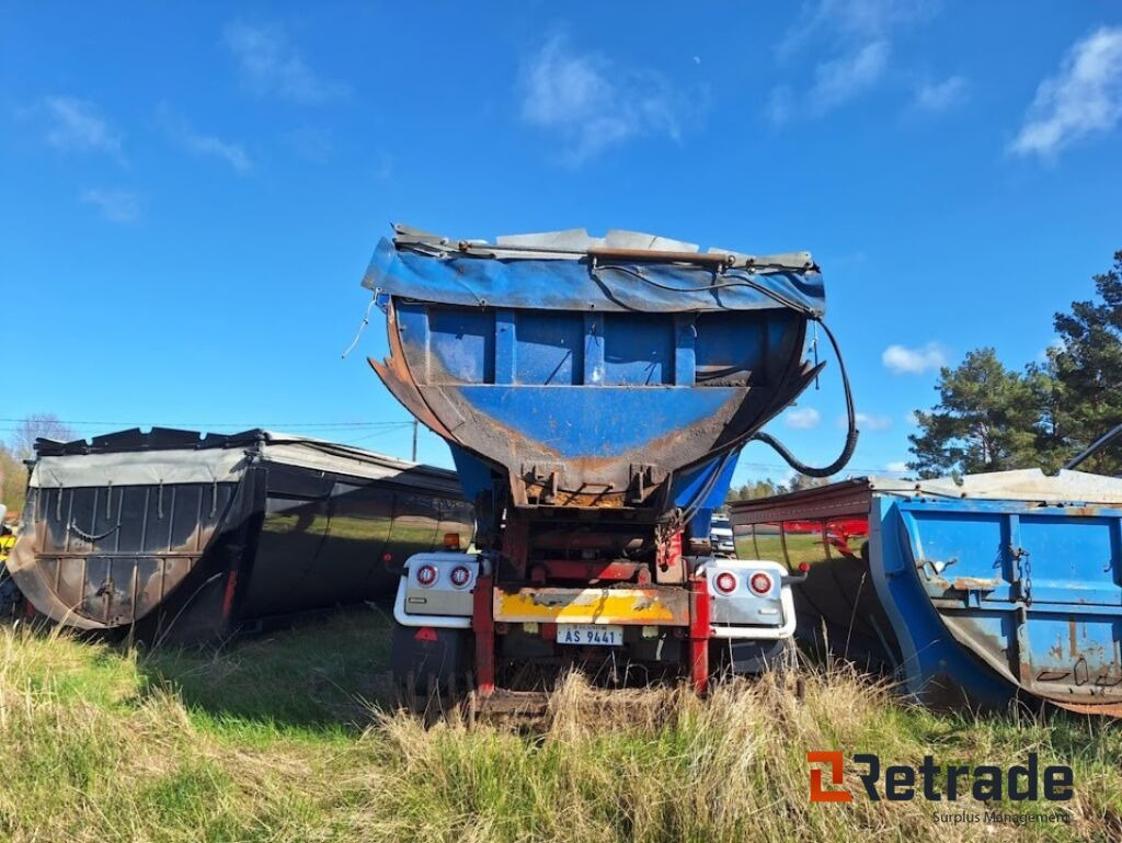Asfaltstrailer SLP 3 axlad - Rakennuskoneet: kuva Asfaltstrailer SLP 3 axlad - Rakennuskoneet Asfaltstrailer SLP 3 axlad - Rakennuskoneet: kuva Asfaltstrailer SLP 3 axlad - Rakennuskoneet