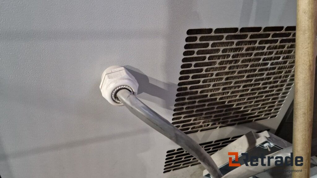 Atlas Copco GA 30 VSD FF SKRUEKOMPRESSOR - Teollisuuden kone: kuva Atlas Copco GA 30 VSD FF SKRUEKOMPRESSOR - Teollisuuden kone Atlas Copco GA 30 VSD FF SKRUEKOMPRESSOR - Teollisuuden kone: kuva Atlas Copco GA 30 VSD FF SKRUEKOMPRESSOR - Teollisuuden kone