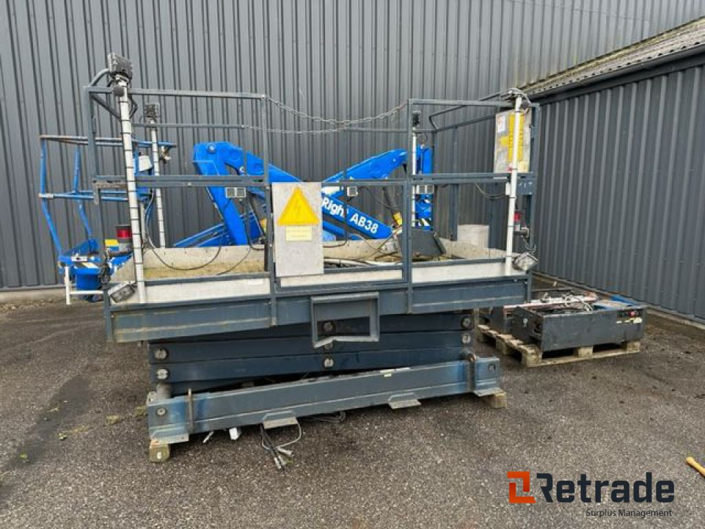 Upright Sax Platform 10 meter / Scissor platform 10 meters - Saksilava: kuva Upright Sax Platform 10 meter / Scissor platform 10 meters - Saksilava Upright Sax Platform 10 meter / Scissor platform 10 meters - Saksilava: kuva Upright Sax Platform 10 meter / Scissor platform 10 meters - Saksilava