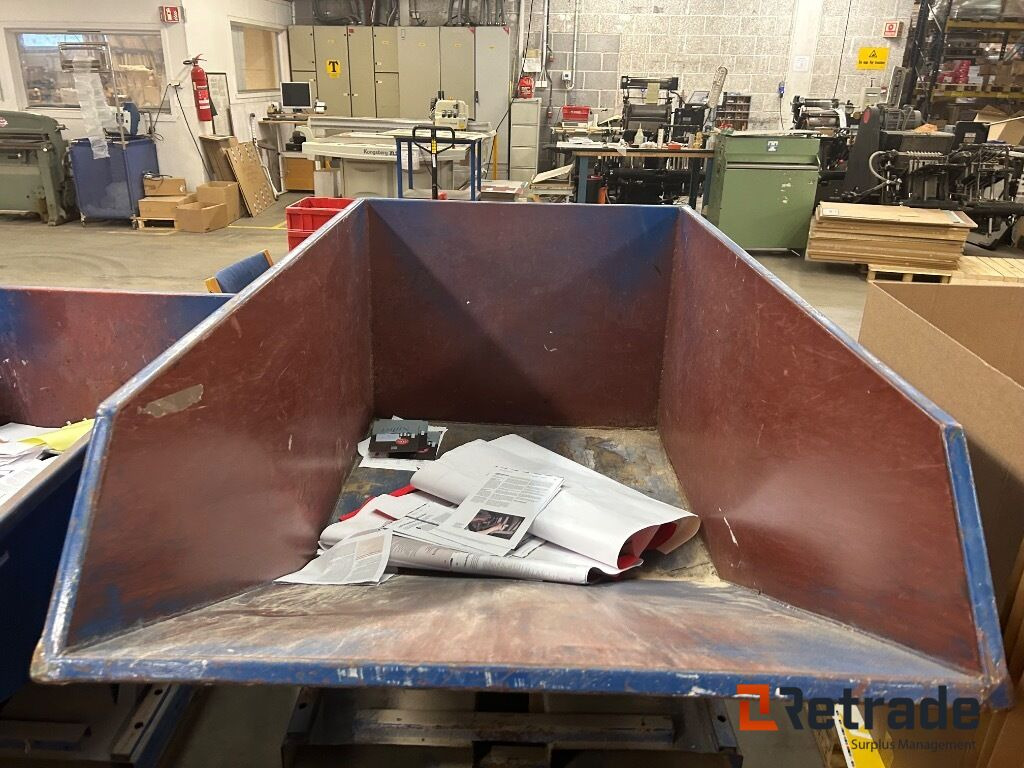 Vippe container - Rakennustarvikkeet: kuva Vippe container - Rakennustarvikkeet Vippe container - Rakennustarvikkeet: kuva Vippe container - Rakennustarvikkeet