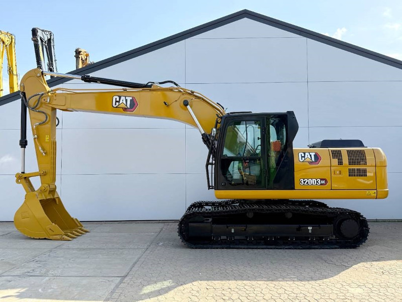 Cat 323D3 *2025 Model* - Hammer Lines - Telakaivukone: kuva Cat 323D3 *2025 Model* - Hammer Lines - Telakaivukone Cat 323D3 *2025 Model* - Hammer Lines - Telakaivukone: kuva Cat 323D3 *2025 Model* - Hammer Lines - Telakaivukone