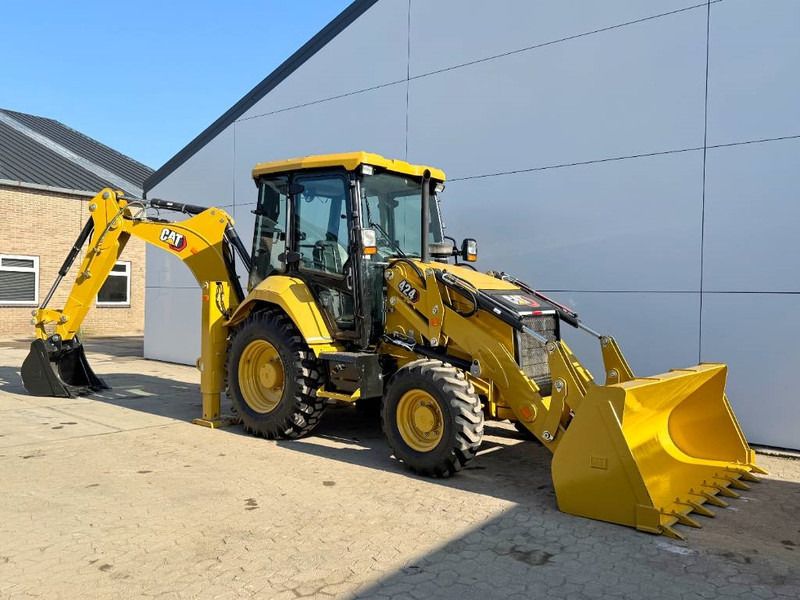 Cat 424 4WD - Hammer Lines / Airco / Side Shift - Kaivuri-trukki: kuva Cat 424 4WD - Hammer Lines / Airco / Side Shift - Kaivuri-trukki Cat 424 4WD - Hammer Lines / Airco / Side Shift - Kaivuri-trukki: kuva Cat 424 4WD - Hammer Lines / Airco / Side Shift - Kaivuri-trukki