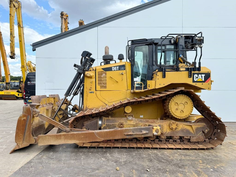 Cat D6T LGP - Camera / Airco / Ripper Valve - Puskutraktori: kuva Cat D6T LGP - Camera / Airco / Ripper Valve - Puskutraktori Cat D6T LGP - Camera / Airco / Ripper Valve - Puskutraktori: kuva Cat D6T LGP - Camera / Airco / Ripper Valve - Puskutraktori