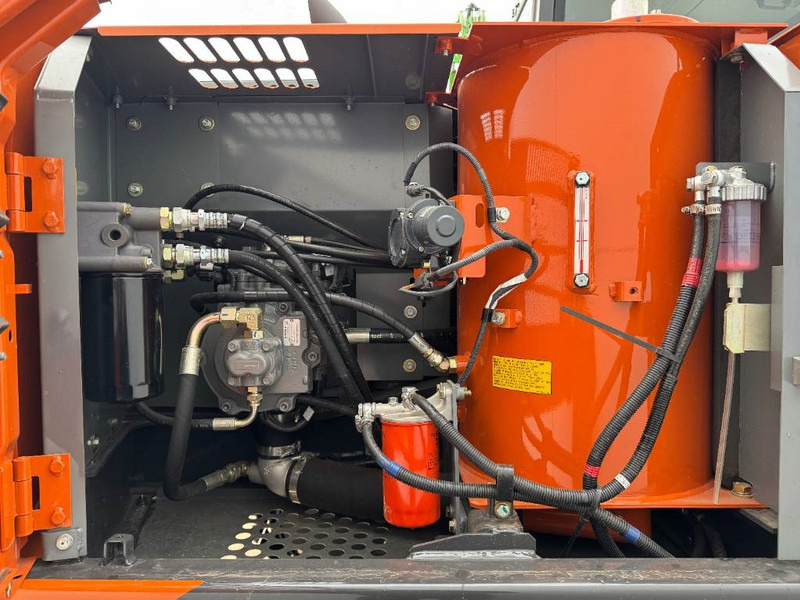 Uusi Telakaivukone Hitachi ZX140H-GI - NEW / ISUZU ENGINE: kuva Uusi Telakaivukone Hitachi ZX140H-GI - NEW / ISUZU ENGINE