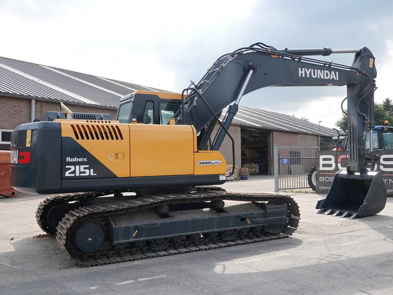 Hyundai R215L Smart Plus *2025 Model* - New / Unused - Telakaivukone: kuva Hyundai R215L Smart Plus *2025 Model* - New / Unused - Telakaivukone Hyundai R215L Smart Plus *2025 Model* - New / Unused - Telakaivukone: kuva Hyundai R215L Smart Plus *2025 Model* - New / Unused - Telakaivukone