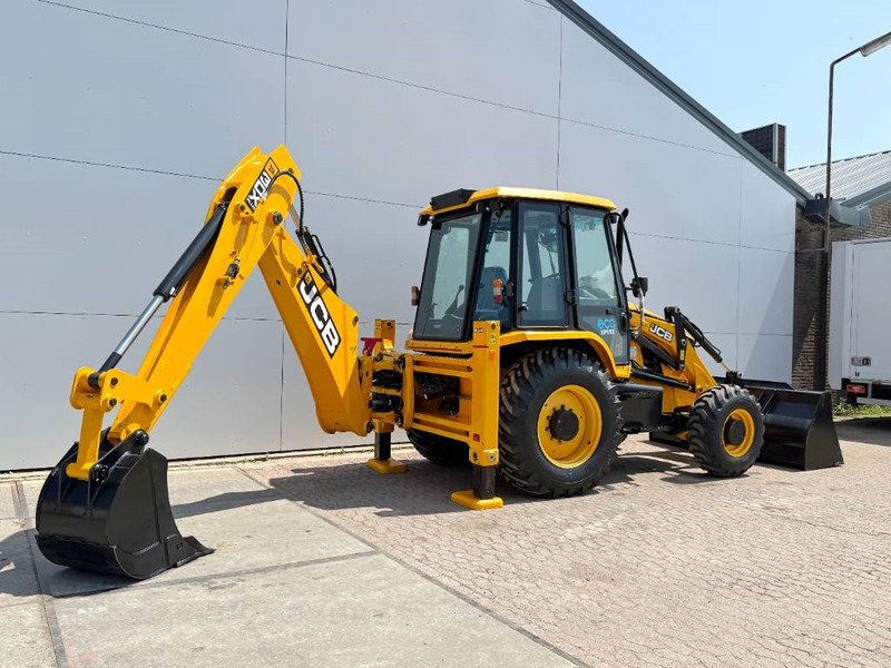 JCB 3DX / 3CX Plus 4WD - New / Unused/ Hammer Lines AC - Kaivuri-trukki: kuva JCB 3DX / 3CX Plus 4WD - New / Unused/ Hammer Lines AC - Kaivuri-trukki JCB 3DX / 3CX Plus 4WD - New / Unused/ Hammer Lines AC - Kaivuri-trukki: kuva JCB 3DX / 3CX Plus 4WD - New / Unused/ Hammer Lines AC - Kaivuri-trukki