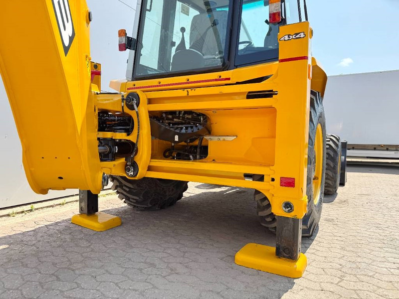 Uusi Kaivuri-trukki JCB 3DX / 3CX Plus 4WD - New / Unused/ Hammer Lines AC: kuva Uusi Kaivuri-trukki JCB 3DX / 3CX Plus 4WD - New / Unused/ Hammer Lines AC