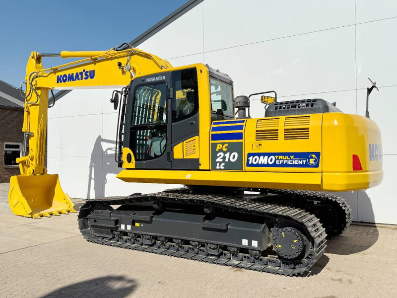 Komatsu PC210LC-10M0 New / Unused / Hammer Lines - Telakaivukone: kuva Komatsu PC210LC-10M0 New / Unused / Hammer Lines - Telakaivukone Komatsu PC210LC-10M0 New / Unused / Hammer Lines - Telakaivukone: kuva Komatsu PC210LC-10M0 New / Unused / Hammer Lines - Telakaivukone