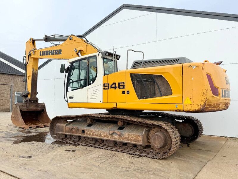 Liebherr R946LC - Automatic Greasing / Rear + Side Camera - Telakaivukone: kuva Liebherr R946LC - Automatic Greasing / Rear + Side Camera - Telakaivukone Liebherr R946LC - Automatic Greasing / Rear + Side Camera - Telakaivukone: kuva Liebherr R946LC - Automatic Greasing / Rear + Side Camera - Telakaivukone