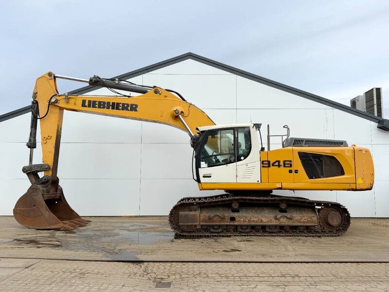 Liebherr R946LC - Automatic Greasing / Rear + Side Camera - Telakaivukone: kuva Liebherr R946LC - Automatic Greasing / Rear + Side Camera - Telakaivukone Liebherr R946LC - Automatic Greasing / Rear + Side Camera - Telakaivukone: kuva Liebherr R946LC - Automatic Greasing / Rear + Side Camera - Telakaivukone